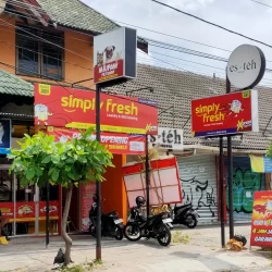 simplyfreshlaundry-express-outlet-381-sardjito