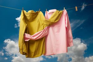 Menghilangkan Bau Ketiak di Baju
